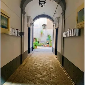 House Historic Center Aeroporto di Catania Fontana Rossa